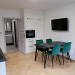 Brokes 3* Lanškroun
