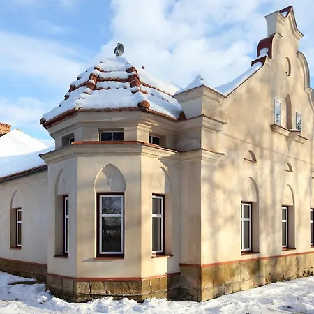 Aparthotel Brokes Lanškroun